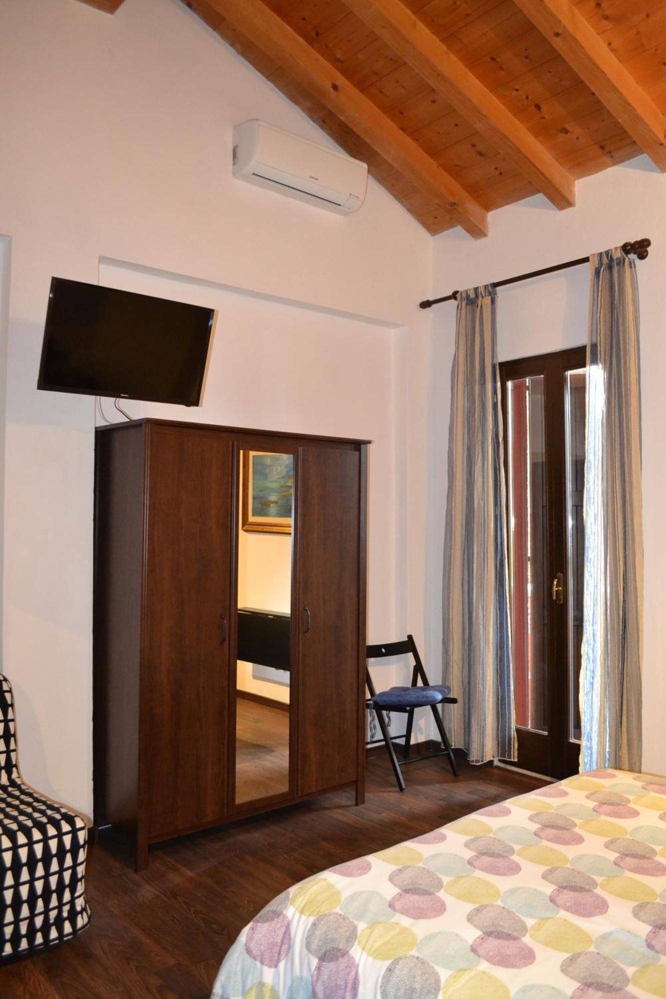 B&B Casa Mia Desenzano del Garda Oda fotoğraf